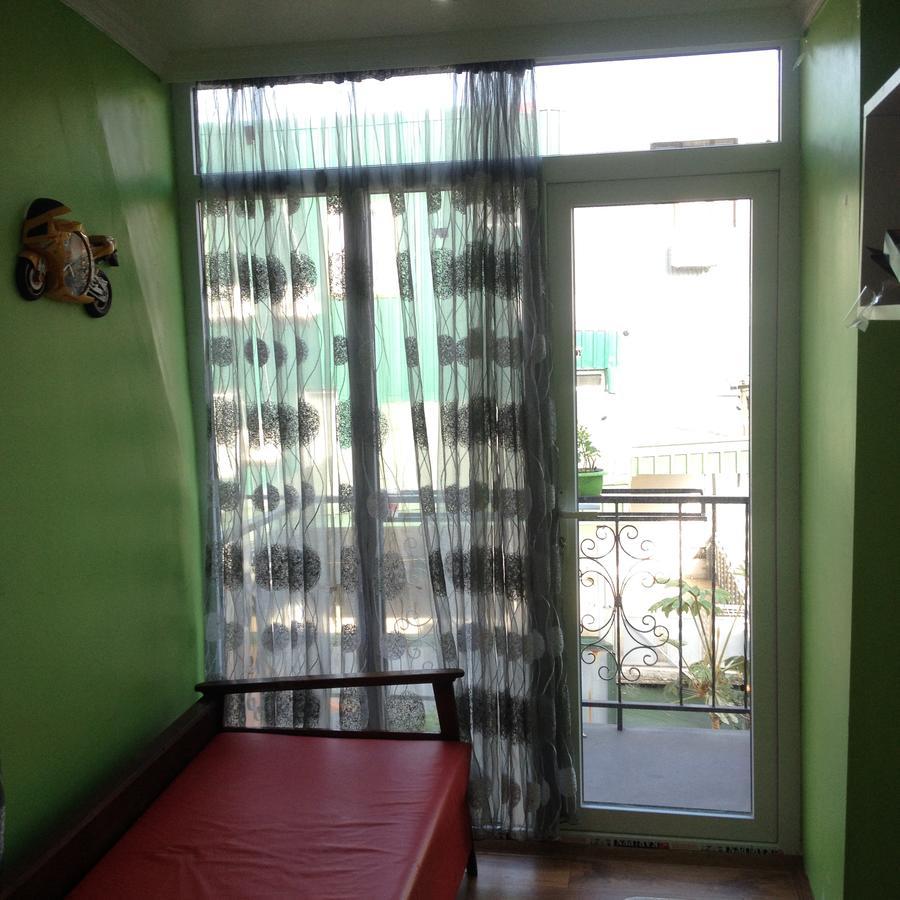 Apartment on Melashvili 24  Batumi Bagian luar foto